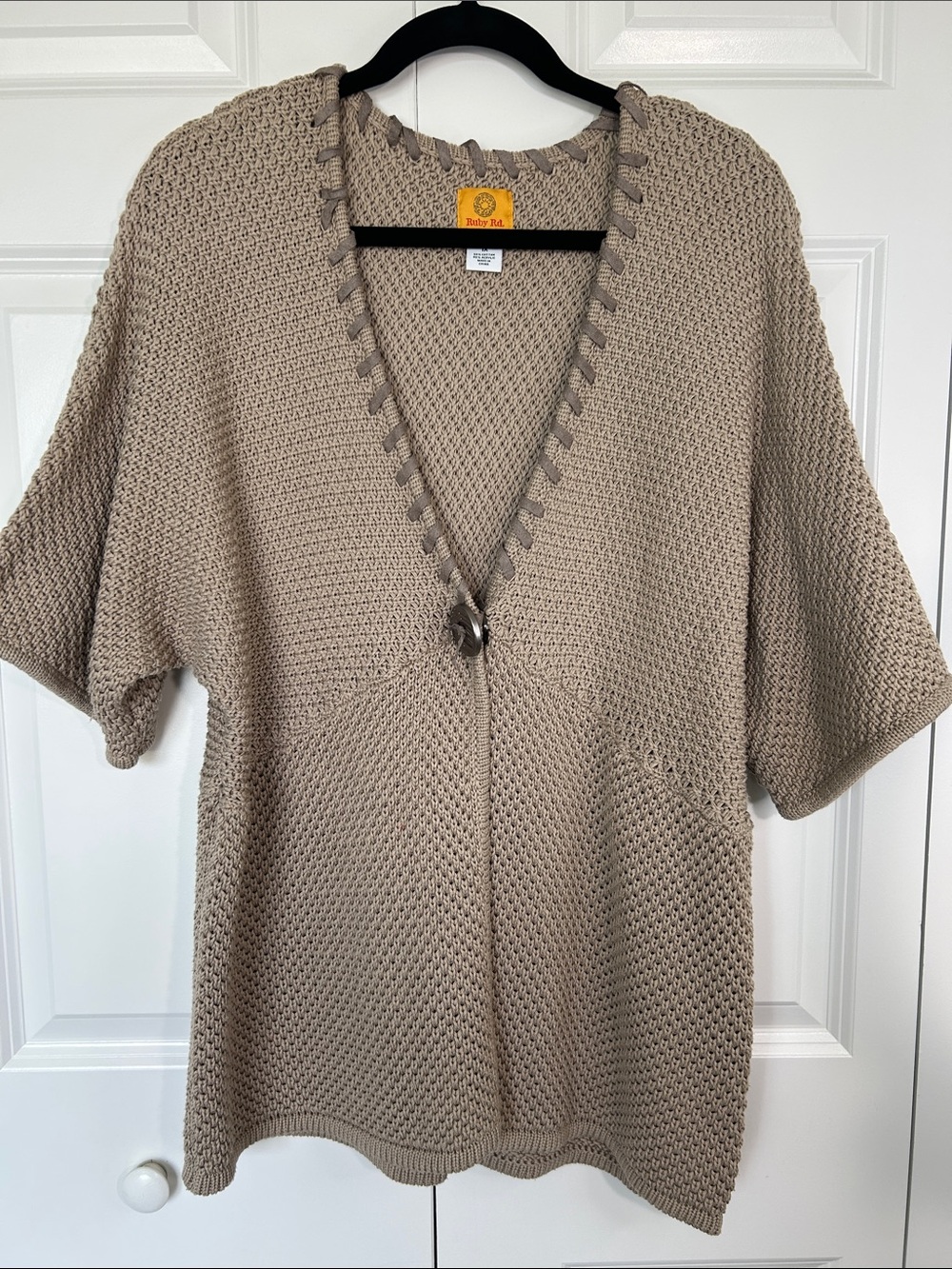 Ruby Rd. Woman Cream Textured Knit Top with Branded Tag - Picture 2 of 7